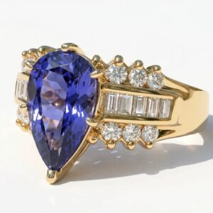 Tanzanite 5.00 Ct  Diamond 1.20 Ct  YG Ring 18k Gold