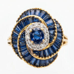 Sapphaire Ring 2.25 Ct Sapphaire  0.20 Ct Diamond  Sk055